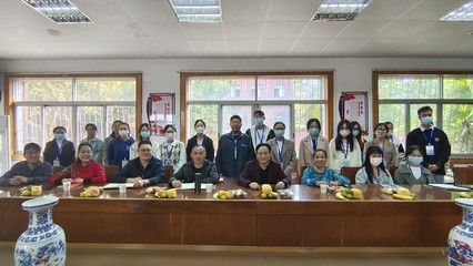 物电学院领导赴启黄中学看望实习生
